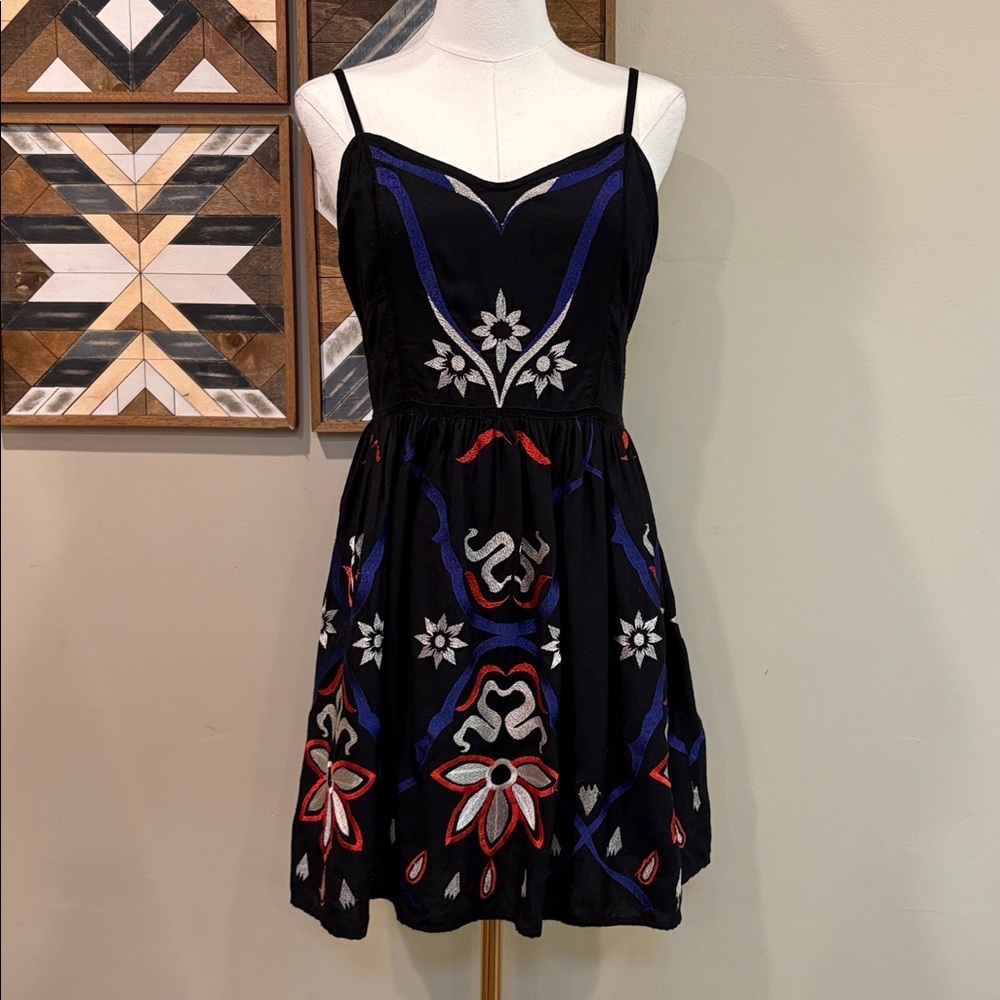Free People Embroidered Floral Mini Dress size 2